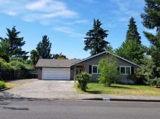 2670 Saint Thomas Way, Medford, OR