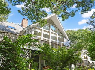 821 W Falmouth Highway, Falmouth, MA 02540