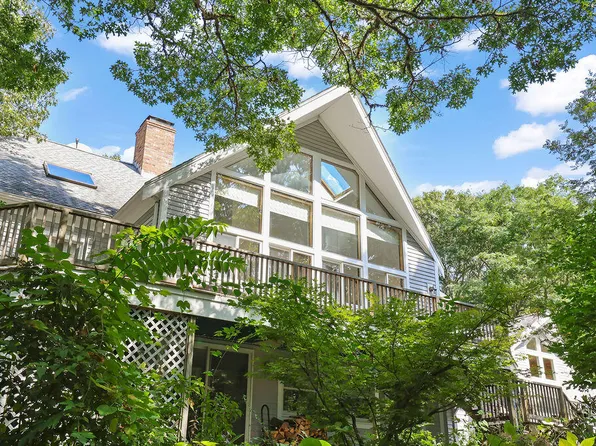 821 W Falmouth Highway, West Falmouth, MA 02540