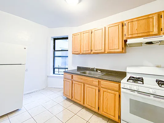 Rented by Blackwater Associates Inc. | media 8