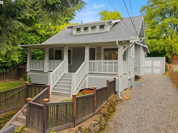 1217 SW Spring Garden St, Portland, OR 97219
