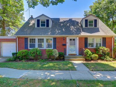 2 Harvard St, Garden City, NY, 11530