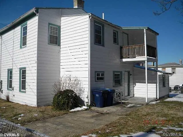 Building Photo 3