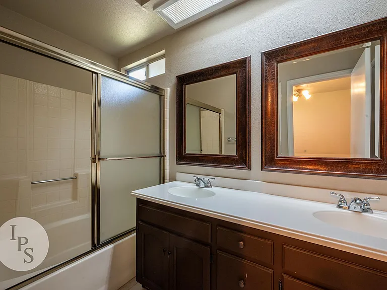 8153 N Cedar Ave #126 — Photo 18