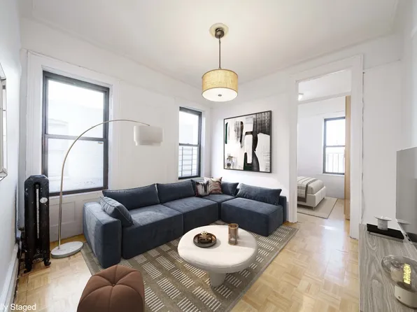 3692 Broadway image 2 of 8