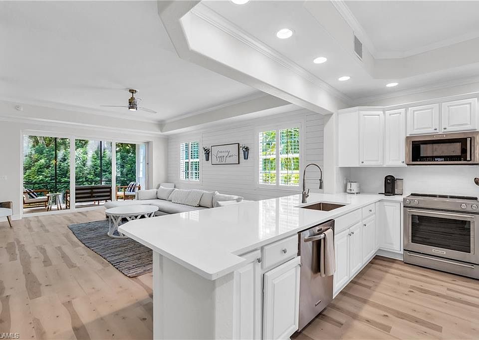 1st image of 10160 Bellavista CIR #1202