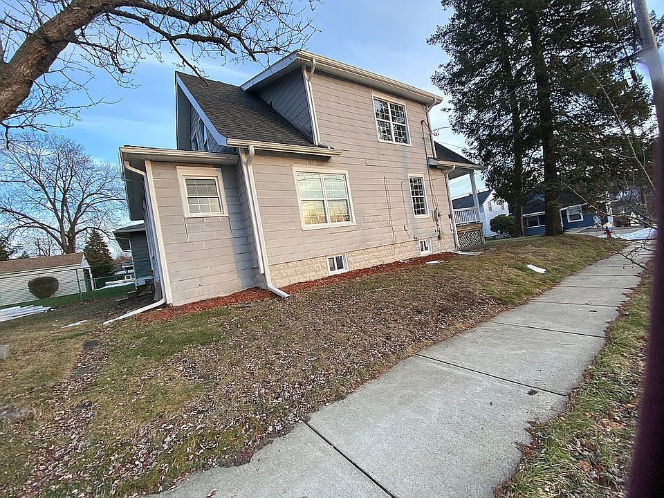2nd image of 21 Riverview Ave
