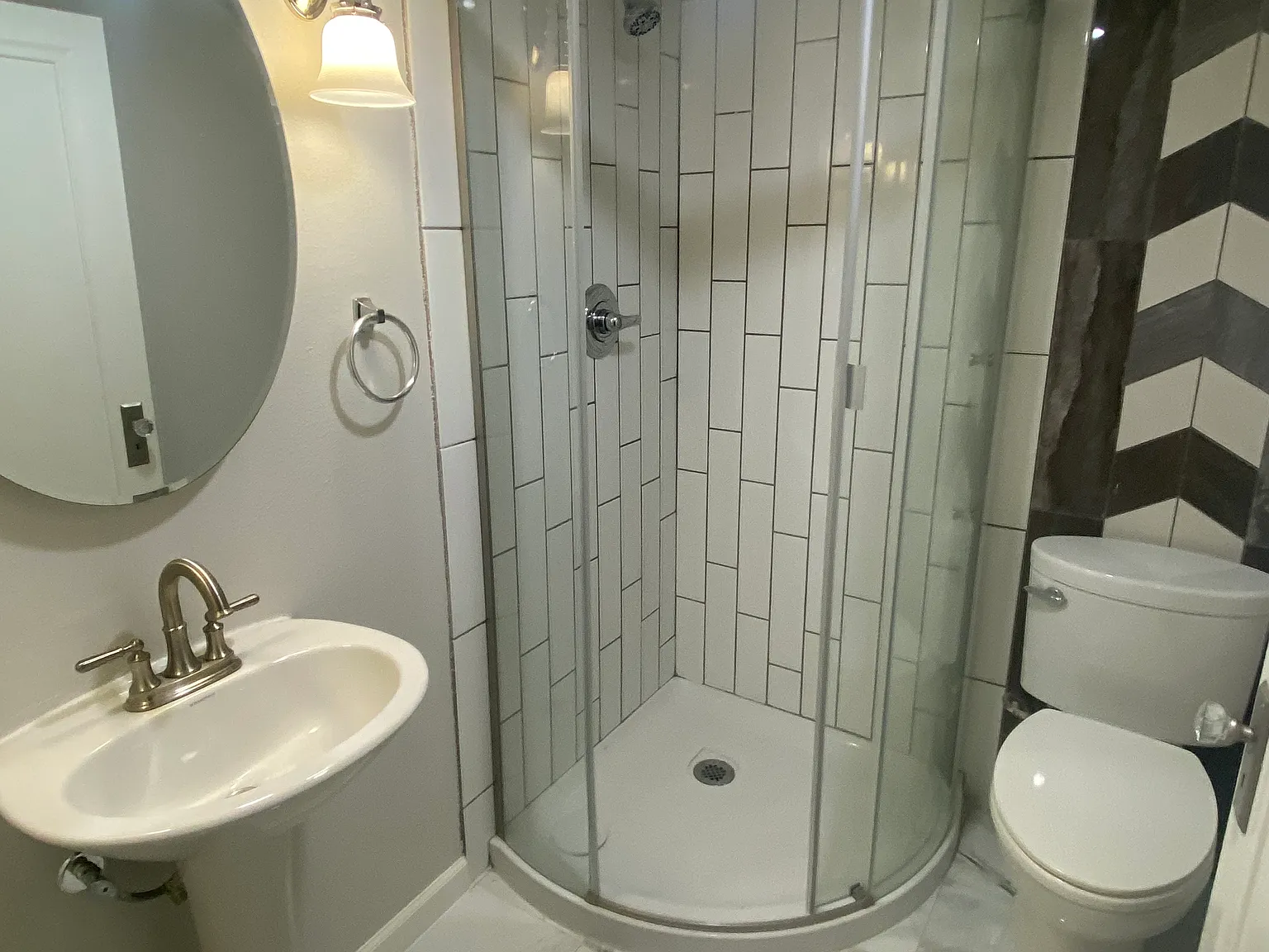 Studio, 318 sqft, $850 — Photo 4