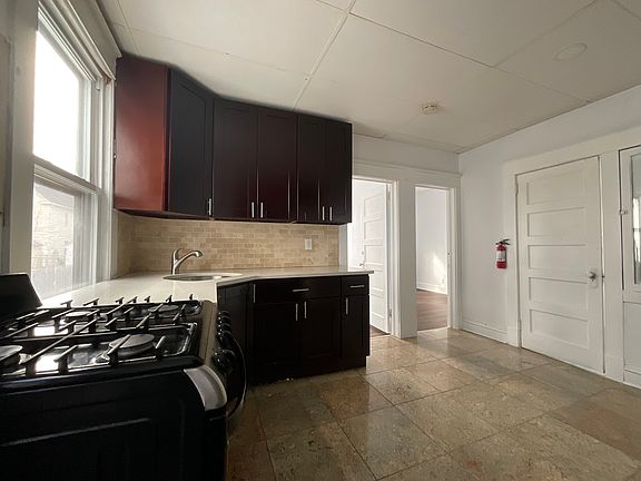 4th image of 50 Harvey St #1-A