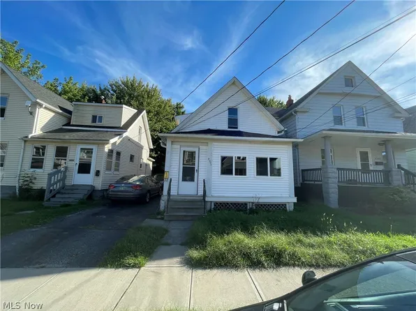 3201 Saratoga Ave, Cleveland, OH 44109