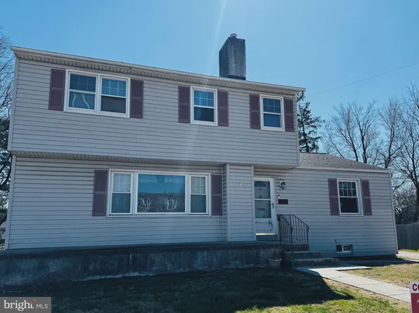 1701 Harmon Rd, Conshohocken, PA 19428