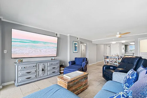 615 W Beach Blvd #ID1541226P Photo 1