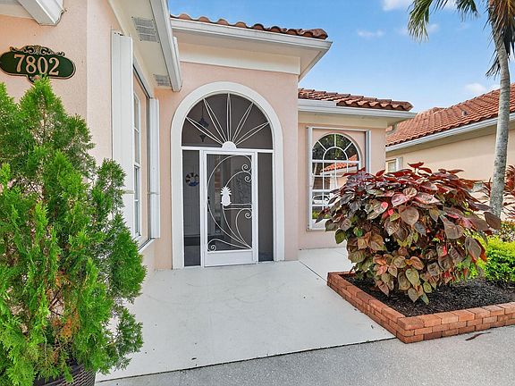 5th image of 7802 Red River Road