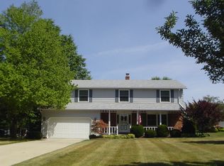 30165 Rickey Ln, Wickliffe, OH 44092