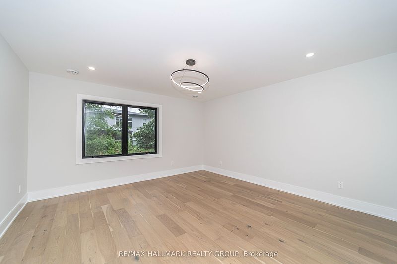 Ottawa House for rent - 4 Bedrooms — photo 19