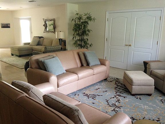 2nd image of 1442 Mercado Ave