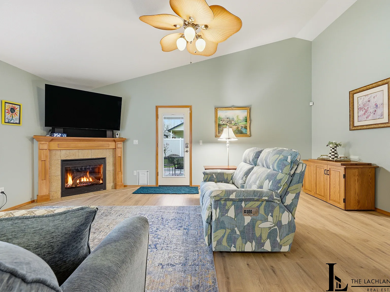 3 bed, 1464 sqft, $3,000 — Photo 4