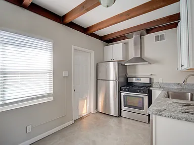 Dayton St Property tour