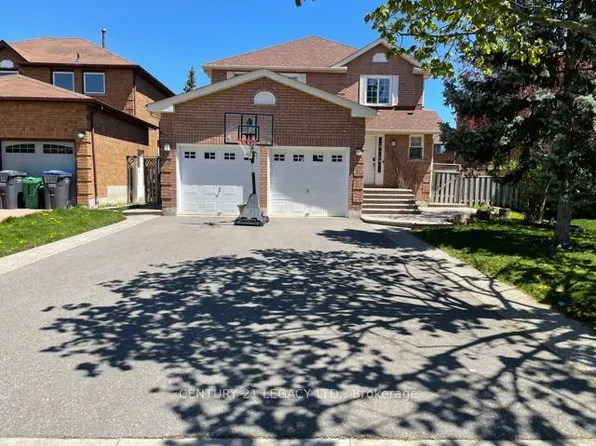 25 Kentucky Dr, Brampton, ON L6Y 4E9