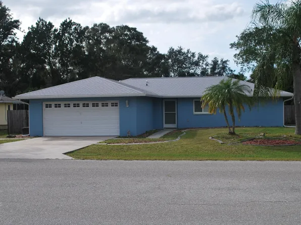 4370 Meadowland Cir, Sarasota, FL 34233