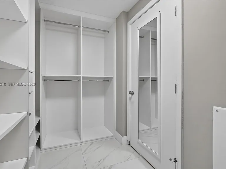 16385 Biscayne Blvd #1215 — Photo 16