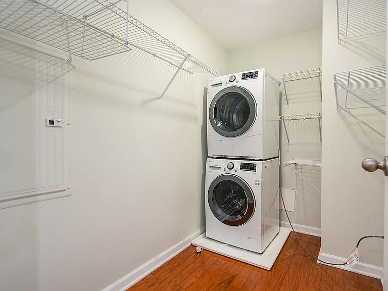 700 Grove St #4S — Photo 15