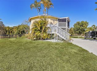 7250 Caloosa Dr, Bokeelia, FL 33922