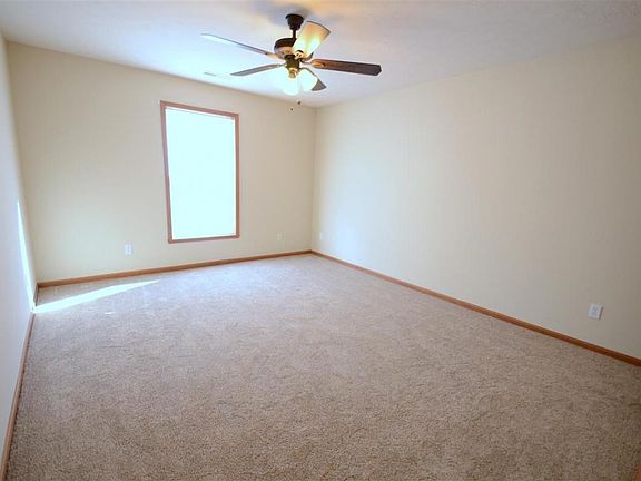 5th image of 6350 Oak Crest Ln