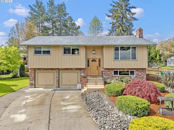 17633 SE Emerald Dr, Milwaukie, OR 97267