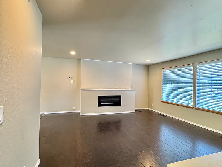 13122 SE 164th St — Photo 48