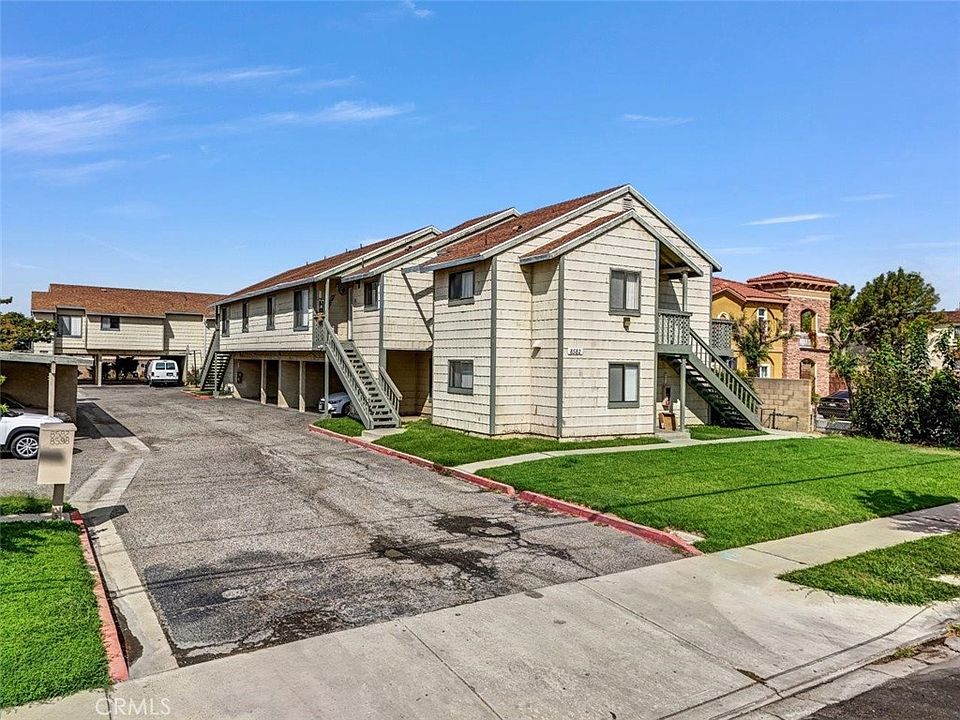 1st image of 8582 Tamarind Ave