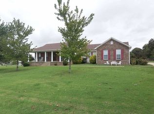 590 Tucker Rd, Newbern, TN 38059