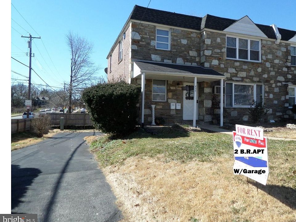 1st image of 830 Emerson St Floor 2