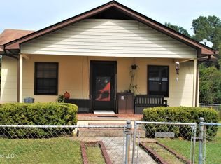 2028 Greater Ave, Biloxi, MS 39531