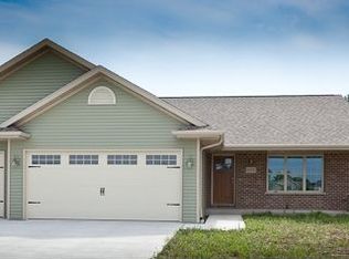 2079 Fescue Way, Green Bay, WI 54313