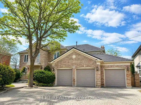 31 Glenayr Rd, Richmond Hill, ON L4B 2W4