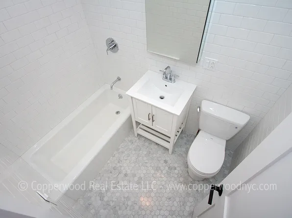 121 East 82nd Street image 5 of 5