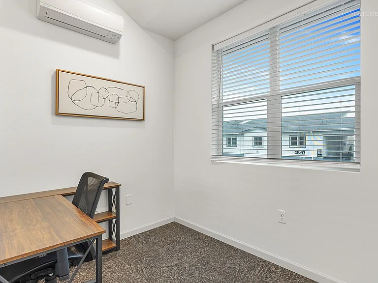 Verda Crossing | Rentable Office