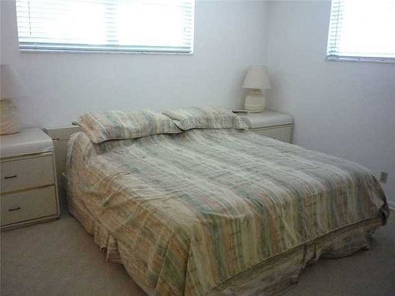 5th image of 9411 N Hollybrook Lake Dr APT 101