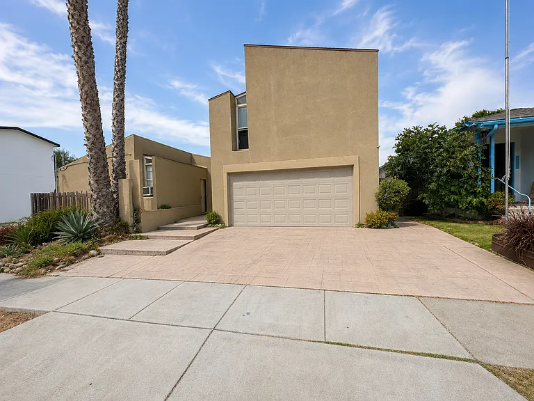 5356 Redding Rd — Photo 1