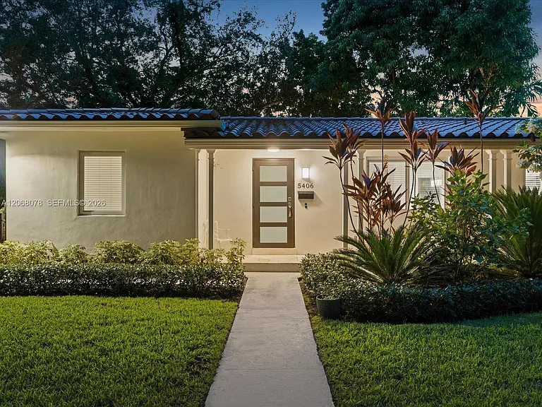 5406 S Le Jeune Rd — Photo 36
