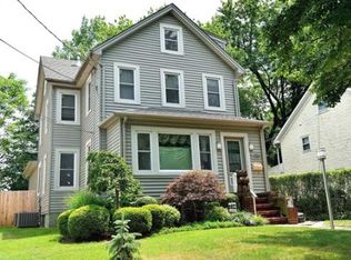 445 Ryeside Ave, New Milford, NJ 07646