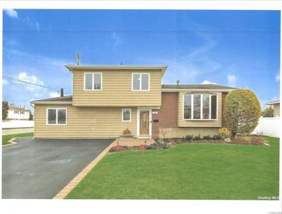 343 W 21st Street, Deer Park, NY, 11729