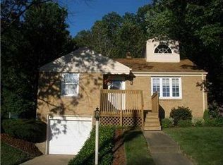 8222 Vivian Dr, Pittsburgh, PA 15237