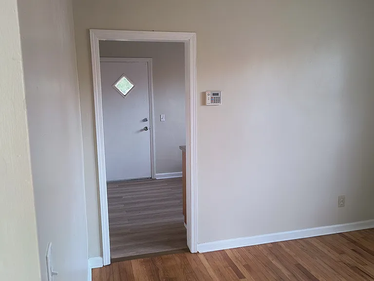 2717 King St — Photo 7