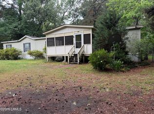 185 Stanley Rd, Beaufort, SC 29906