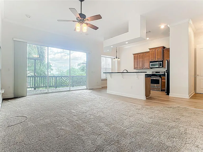 132 Orange Ave — Photo 6