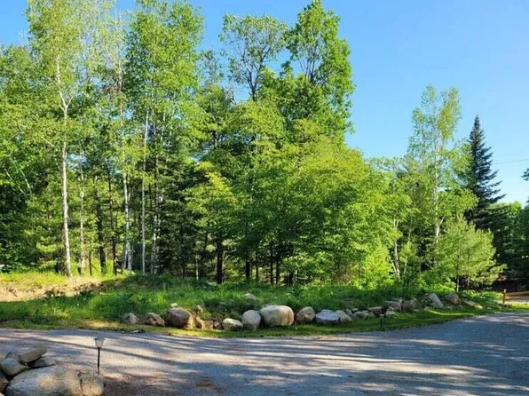 25 Berry Hill Way, Schroon Lake, NY 12870