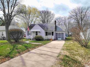 911 N State Rd, Xenia, IL 62839