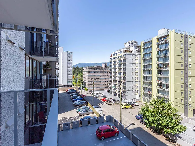 1905 Robson St #408 — Photo 8